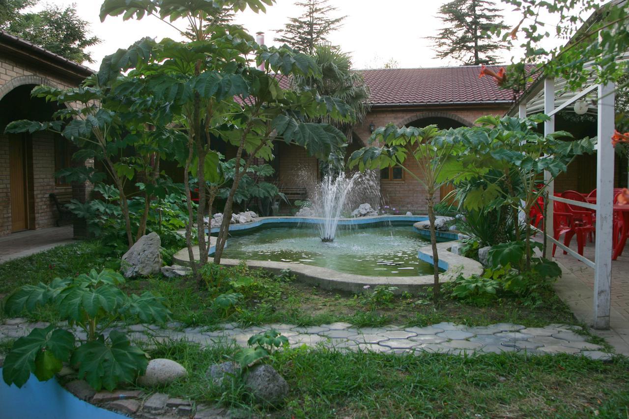Eleon Hotel คูทายสิ ภายนอก รูปภาพ